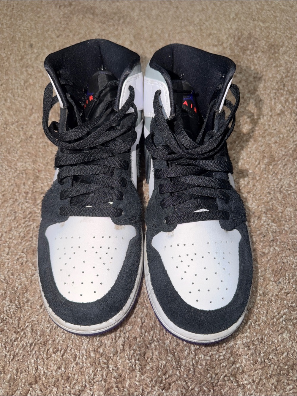 Nike Air Jordan 1 Mid SE sneakers "Varsity Purple"